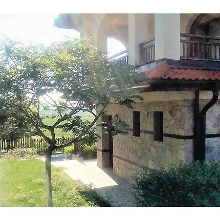 Two-bedroom Holiday In Kableshkovo Holiday home *